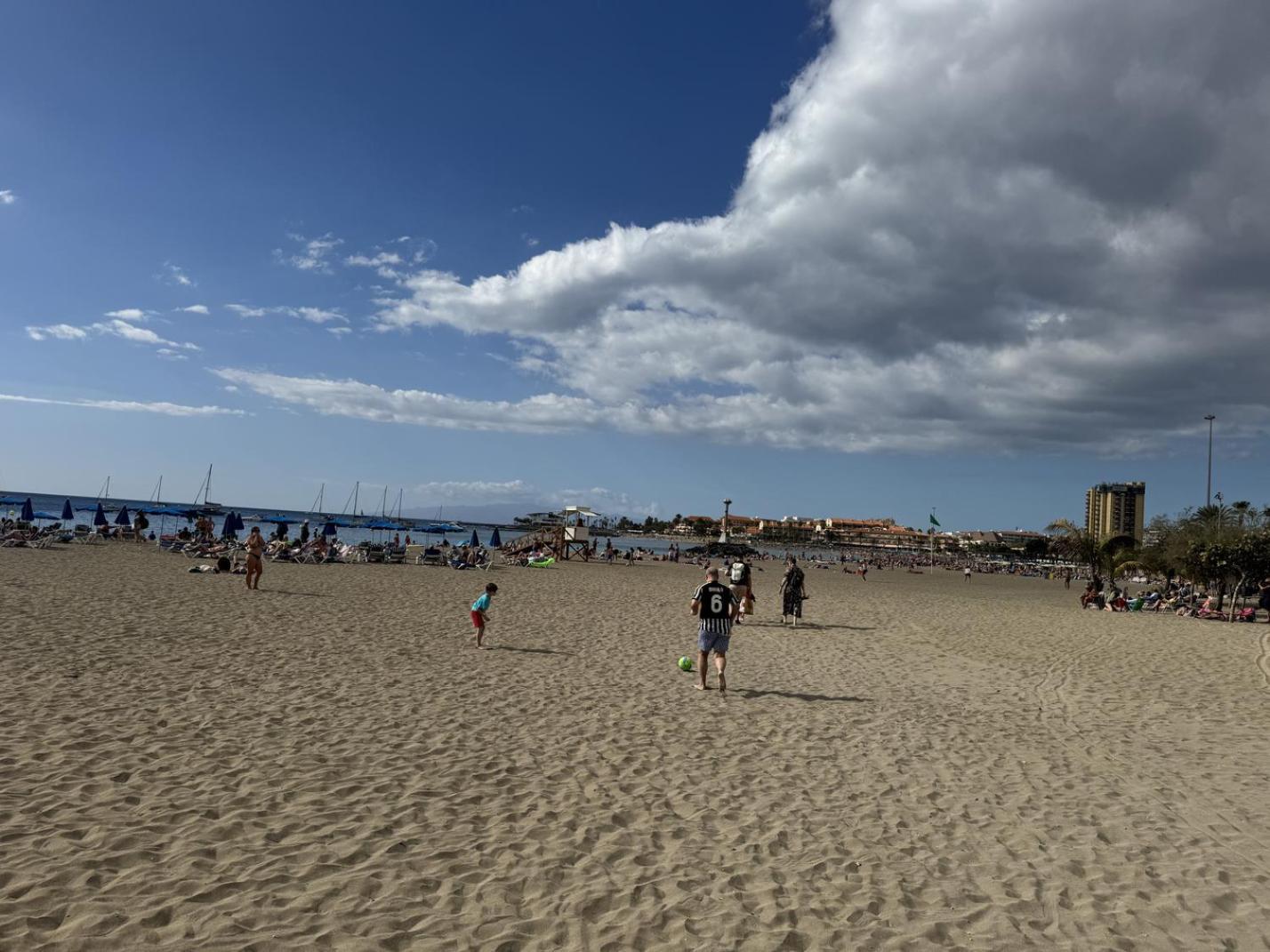 Heart Of Los Cristianos Modern Apartment Close To The Sea In Tenerife Eksteriør bilde