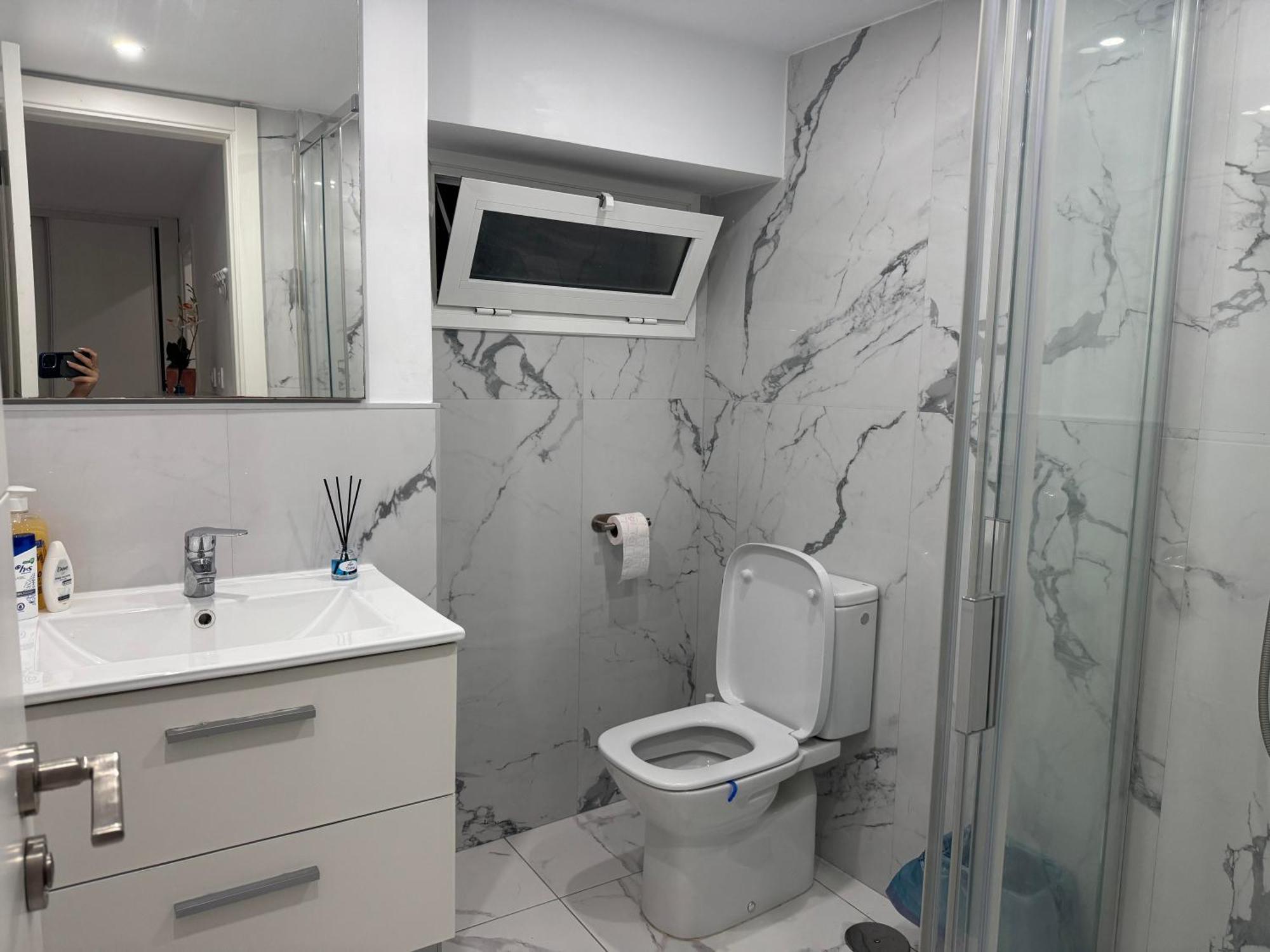 Heart Of Los Cristianos Modern Apartment Close To The Sea In Tenerife Eksteriør bilde